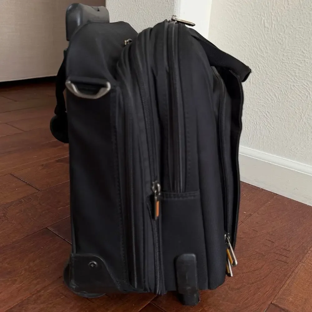 Briggs & Riley Verb Expandable Rolling Briefcase - Style VBR412X-4